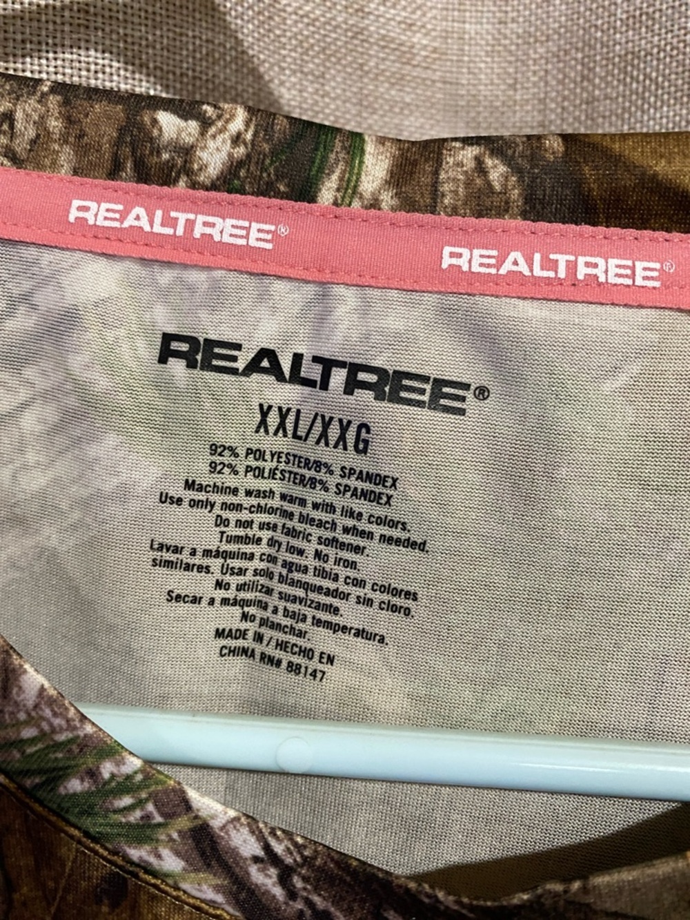 Realtree Camo Thermal Top And Bottom Set. Size XXL - Picture 4 of 5